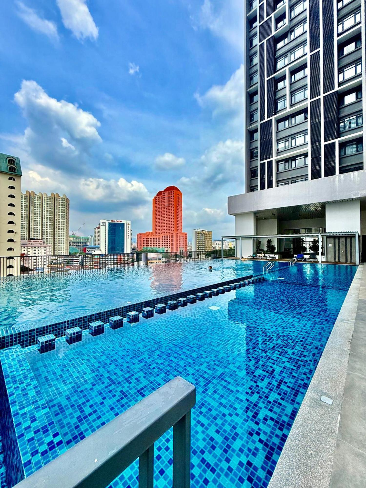 Apartment Klcc 1 By Chamber *